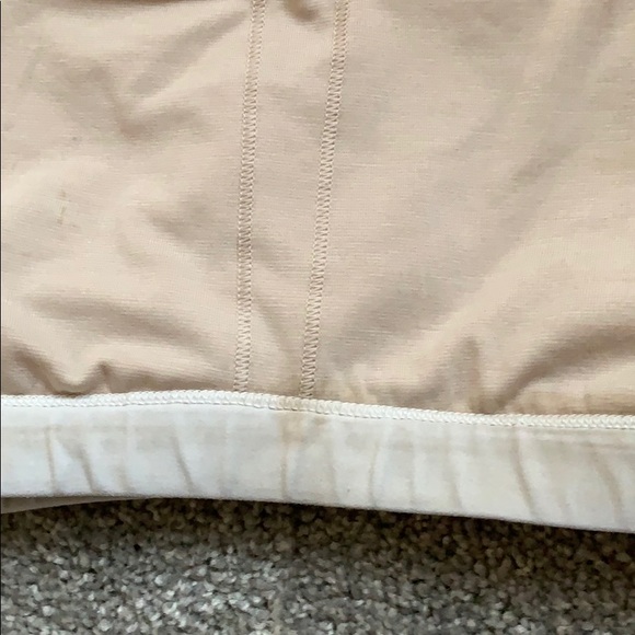 WHITE Lululemon Sports Bra SZ 4 - Picture 4 of 5